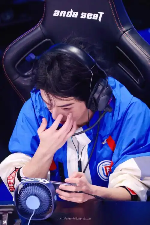 花傲天##华晨宇和平精英品牌代言人