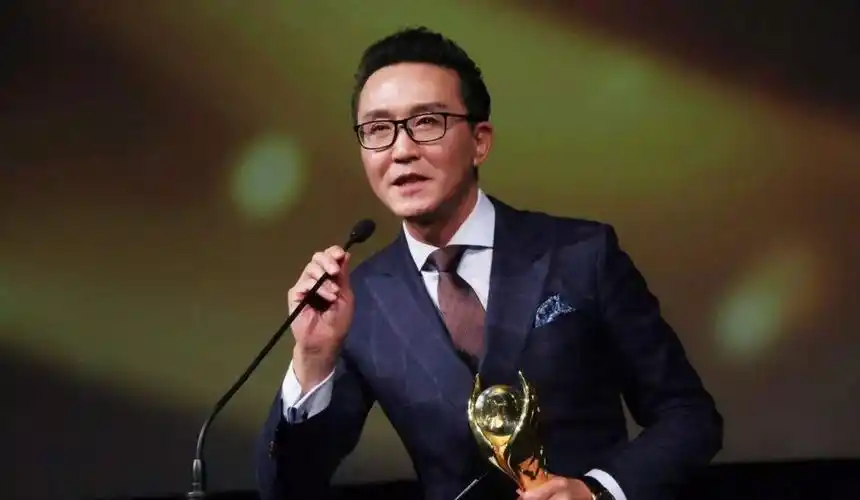 小知识内地男老戏骨一览表盘点50岁以上的中国男演员