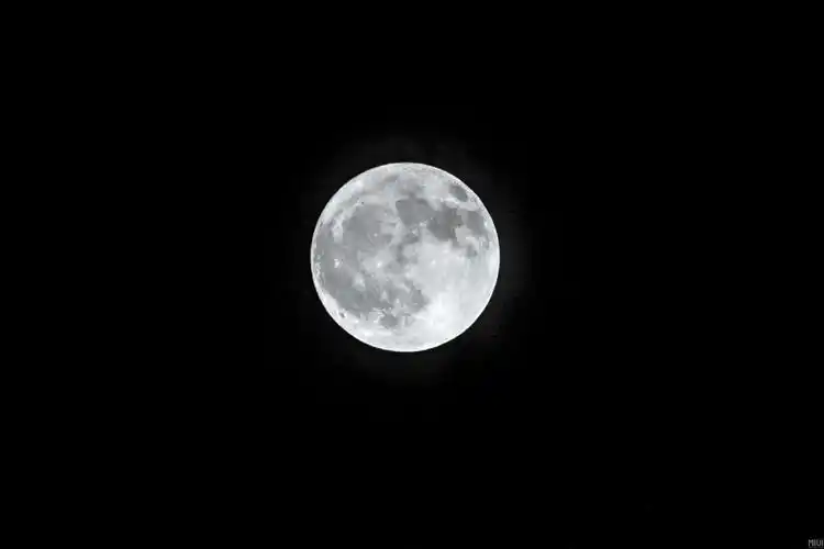 手机拍月亮5大招,招招有效!