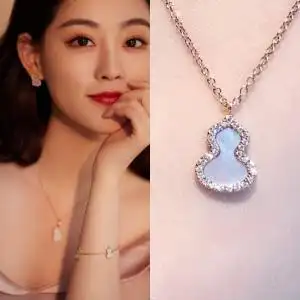 虎年新款祝绪丹明星同款葫芦锁骨链葫芦项链女麒麟18k金