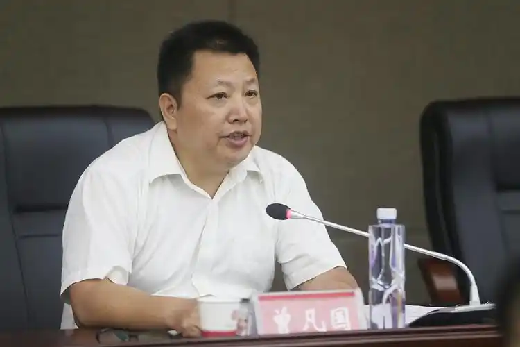 省委巡视第三组组长曾凡国作动员讲话省委巡视办副主任贺运生传达巡视