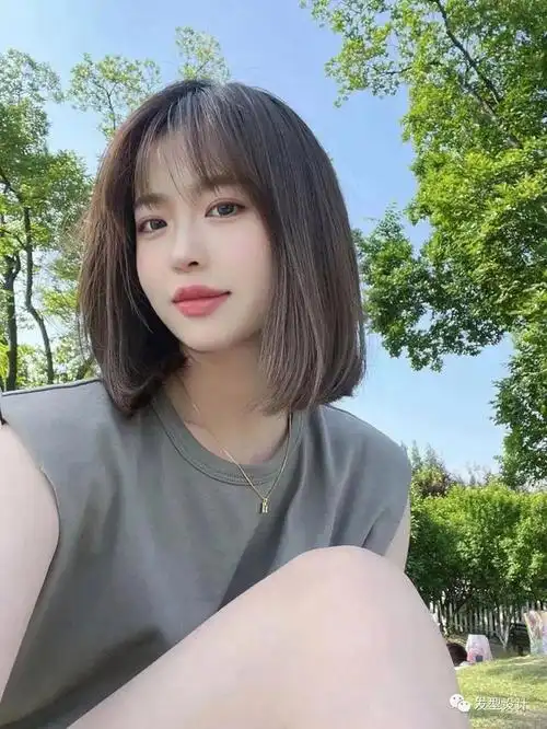 2020中短发最新发型女图片减龄(中短发图片女2021新款减龄) | 一恒
