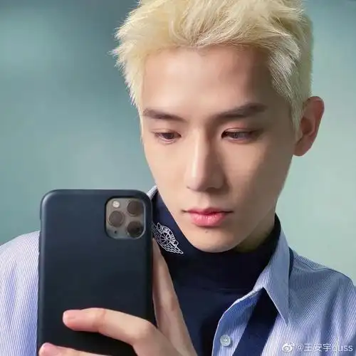 来自寸头的暴击王安宇真的太迷人啦