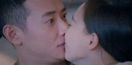 吻戏出卖你的心黄晓明终于在多年之后吻到了自己的女神