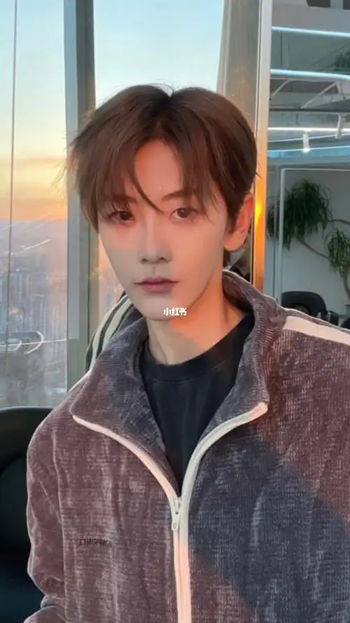 刘梦新发色质感显白越洗越好看的显白发色