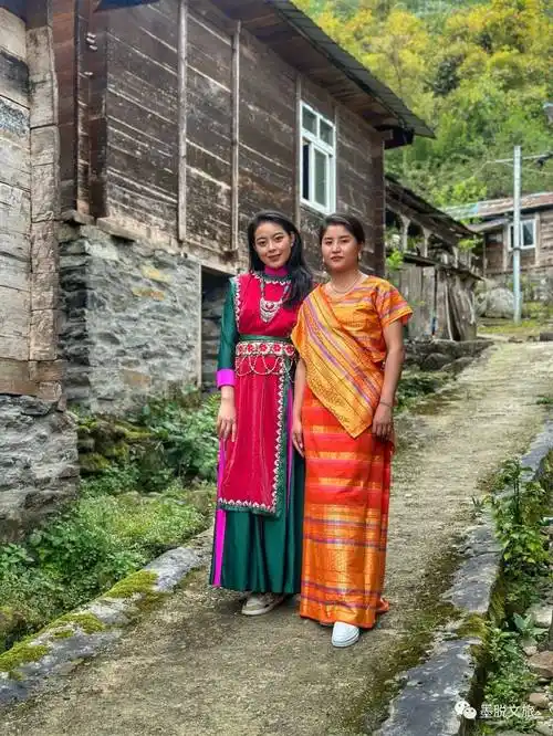 墨脱,到底有什么了不起?_门巴族_服饰_门珞