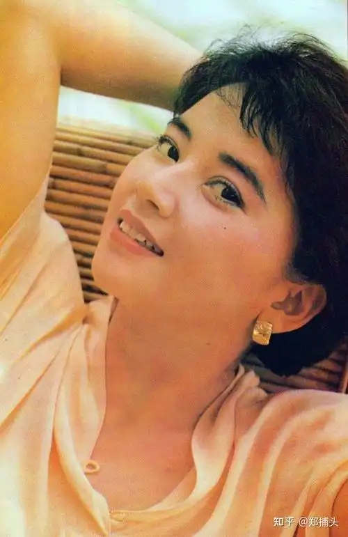 淡出娱乐圈多年后胡慧中忽然开博孙俪顽皮留言祖孙互开玩笑