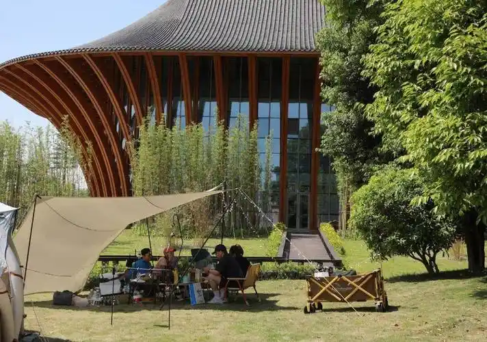 露营热点燃天府农博园新津帐篷下的欢乐时光畅快自在