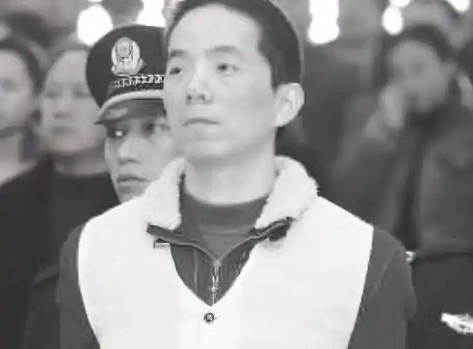 周正毅_小姐_母亲