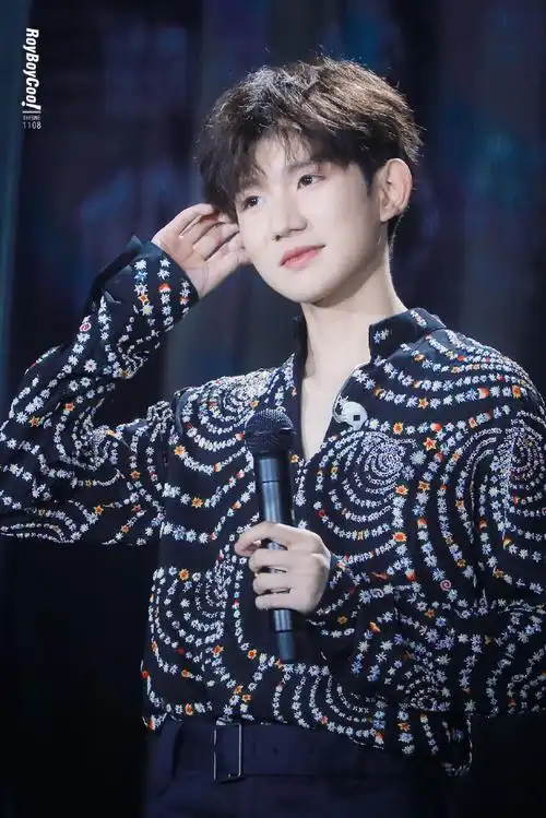 王源全新创作ep叮叮猫儿##王源23岁且放青山远