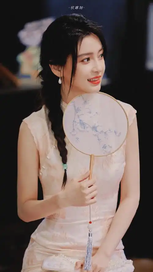 angelababy萌探2民国大小姐旗袍造型