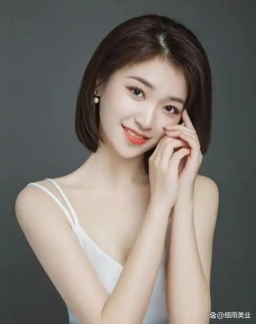 小圆脸适合什么发型?