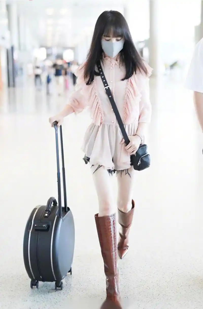 杨幂,江疏影,郑爽,沈月,女明星长筒靴一览,长筒靴真的不能随便穿