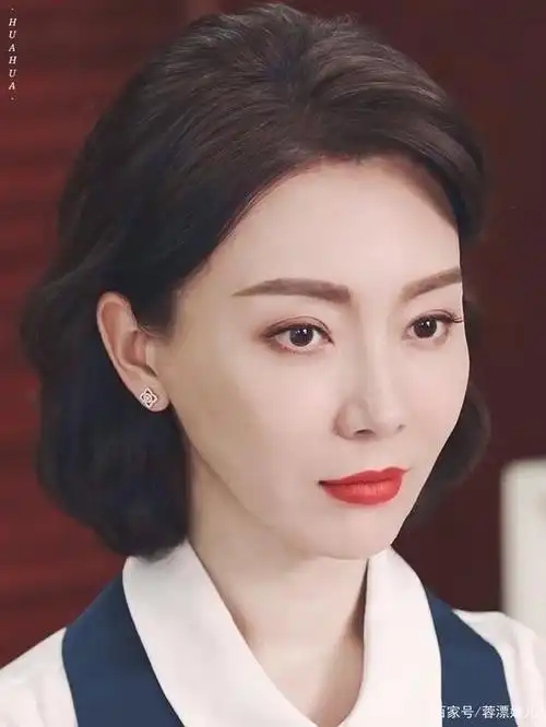 组图:《完美关系》陈数剧照气质高雅