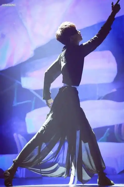 你是不是对马嘉祺的舞蹈只看过他在演唱会上翻跳《相爱后动物感伤