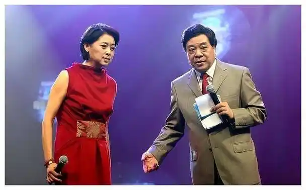 赵忠祥临终前5亿遗产全托倪萍,毫不留情家人,史上最狠奇招!