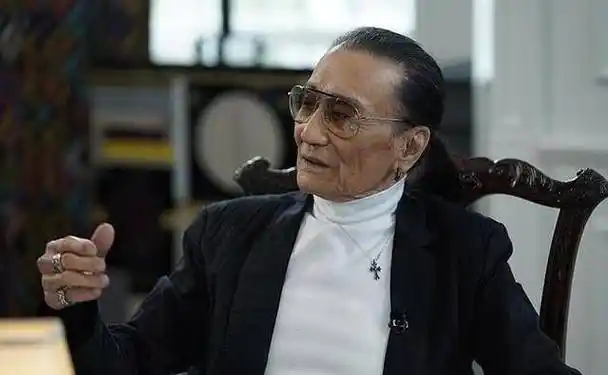 与coco相恋12年,分手后给她2000万作为补偿,谢贤如今后悔吗?