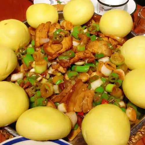 农家土菜馆(奥体中路店)-"尽量不要选择一层,密不透风,烟熏火燎的.