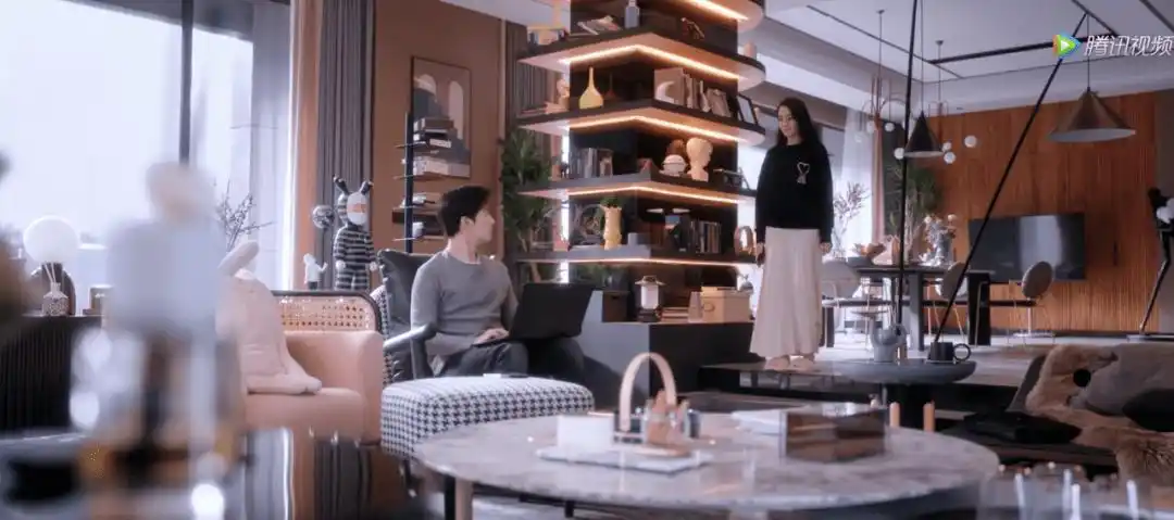 迪丽热巴上海外滩豪宅曝光400㎡大平层光家居就超100w