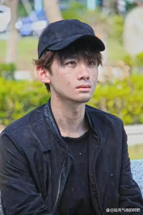 尹峥入狱 白敬亭"纯狱风"深入人心