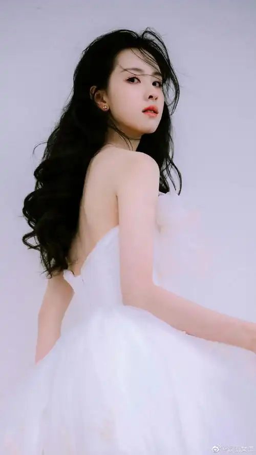 陈都灵花仙子造型##陈都灵