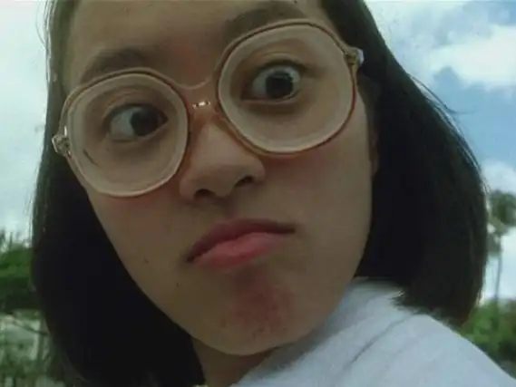 型男美女龅牙污泥毁形象 明星惊人扮丑全纪录