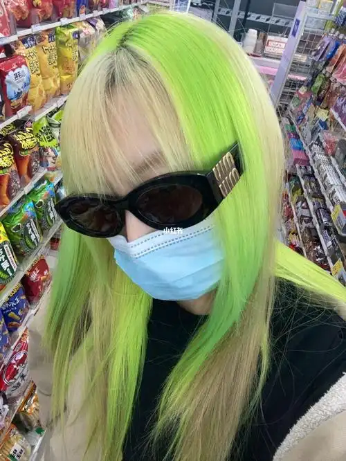 我又回归绿头发啦