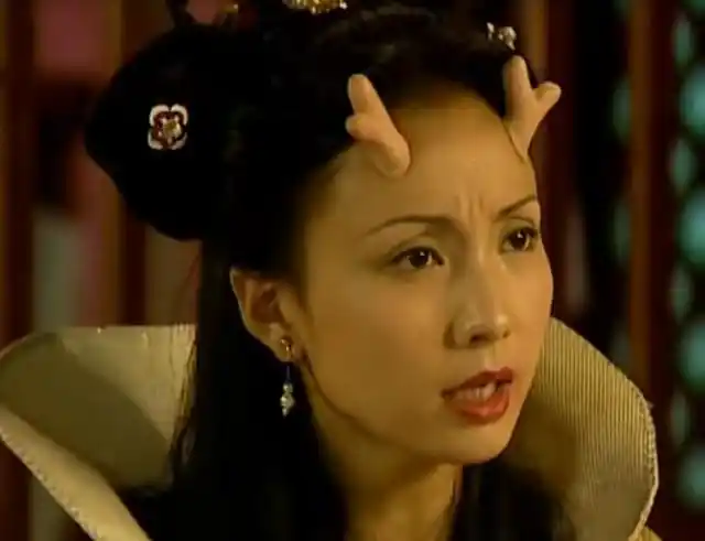 《春光灿烂猪八戒》21年后翻拍,新版旧版放在一起看,差别出来了