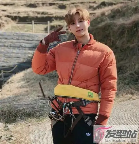 女生最喜欢的男生发型韩版心形刘海特流行