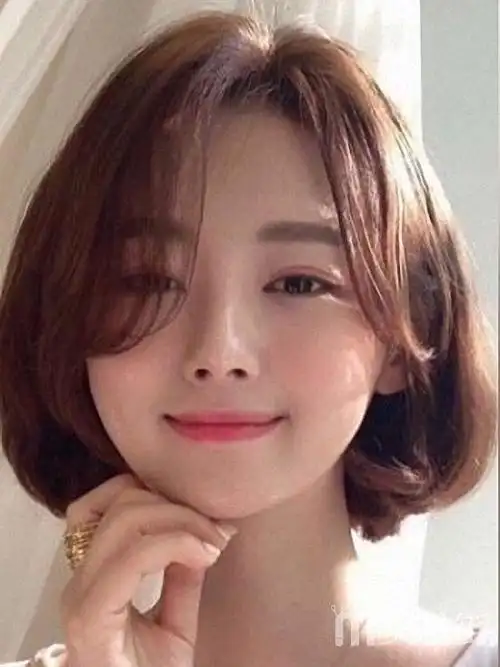 方脸日常发型合集,修饰脸型超有效,超级显脸小