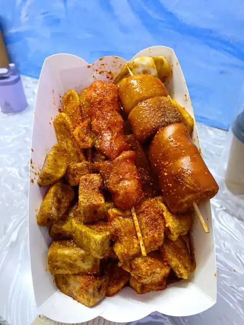 柳州街头亲民的平价炸串人均10get73