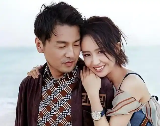 雷佳音和佟丽娅是两位实力派演员,他们曾经多次合作,塑造了许多经典的