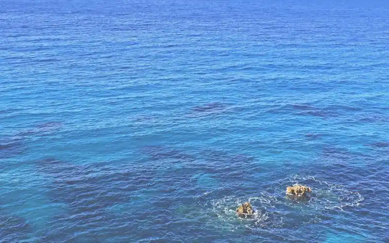 蓝色大海唯美自然风光图片高清壁纸