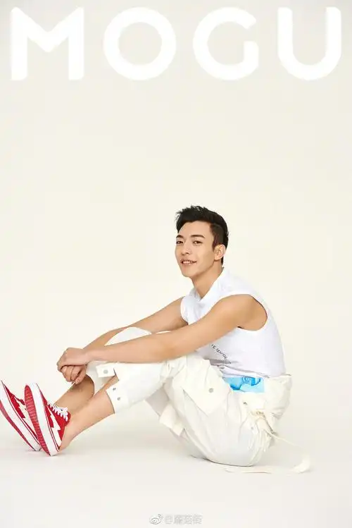 卜凡katto的图片