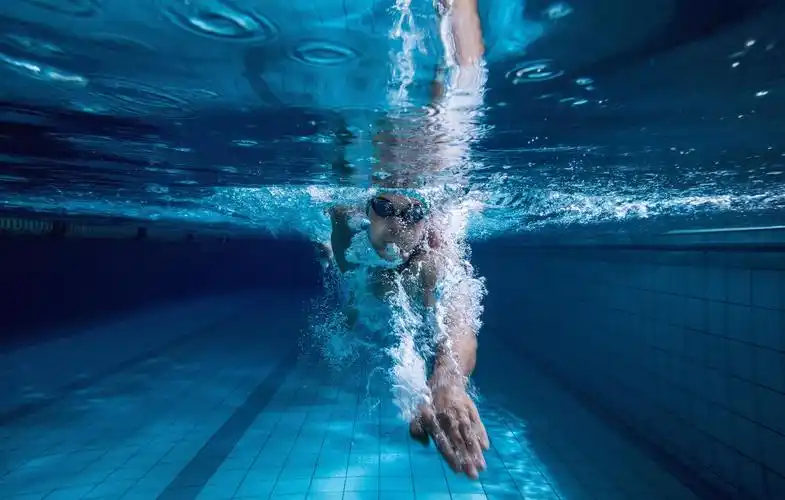 人们练游泳的时候,到底该练习什么? - 知乎