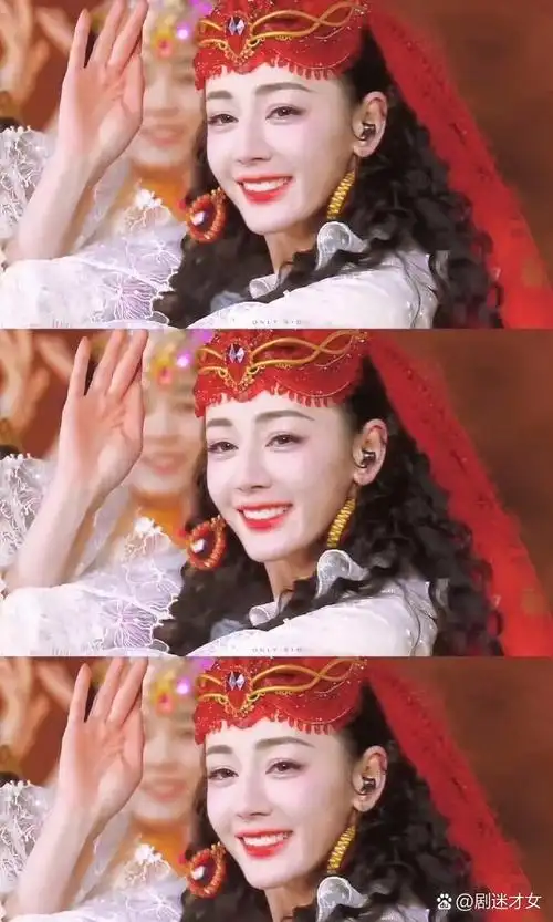 在人民日报7日发布的《中国春节双语版宣传片》中,迪丽热巴在春晚跳