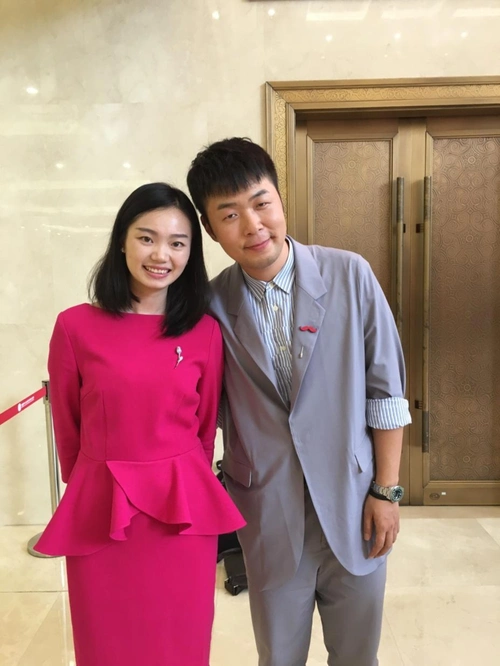 龙岩主持人黄佳慧