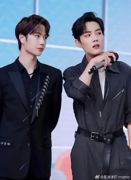 博君一肖超话0392#博君一肖#    贺:  第一次双人机场六周年快乐!