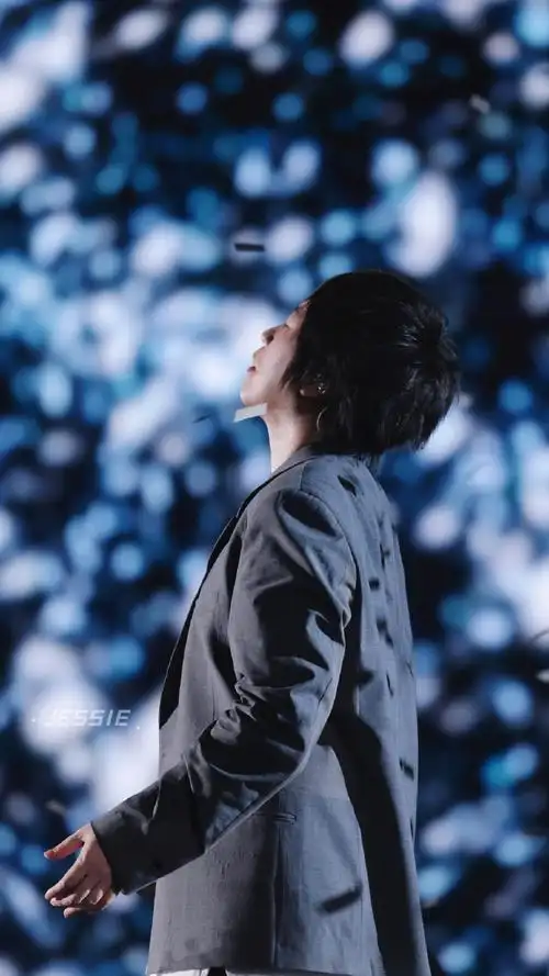 不聽亂世的言語09五月天演唱会超话#五月天好好好想见到你#阿信超话