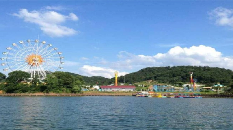 00开放 实用攻略 63 宜春市袁州区官园街道北湖公园宜春游乐园 暂无