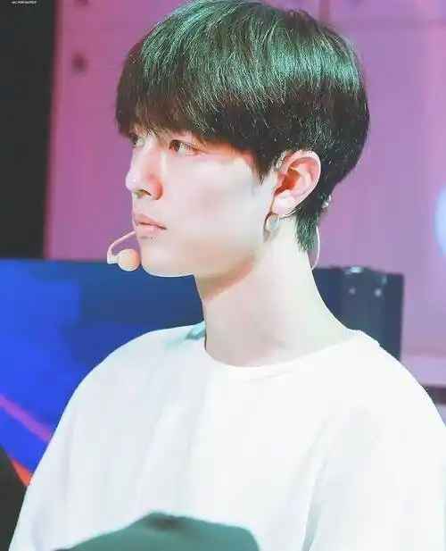 "2021最佳荧幕情侣"评选开启,肖战未入前十,王一博登顶_组合_李沁