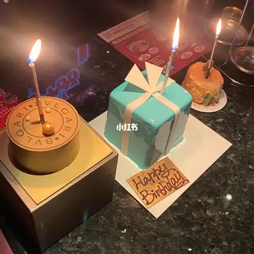 可以吃火锅的ktvtiffany宝格丽蛋糕