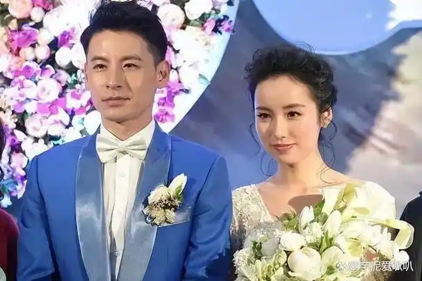 钱泳辰第一眼看到吕一就动了心,于是在认识了对方之后,他开始了猛烈的