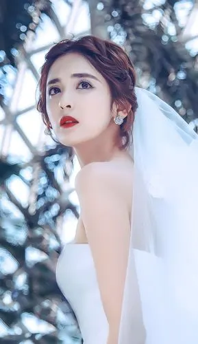 8位女星婚纱造型杨紫回眸一瞬怦然心动古力娜扎仙出新高度