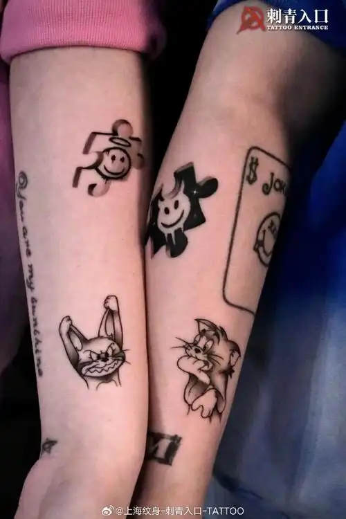 欧美情侣纹身两个女儿纹身图纹身tattoo少女纹身小图案情侣纹身拼图