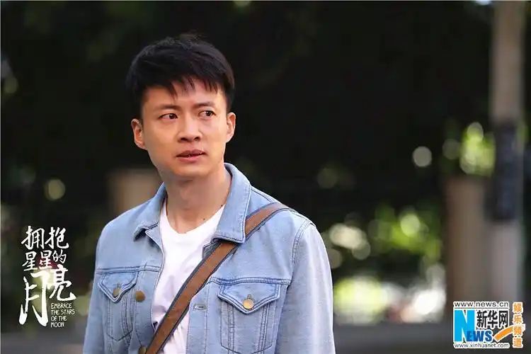 《拥抱星星的月亮》辛芷蕾唐曾上演飙泪戏码