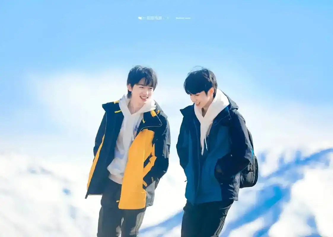 没有技术,全是感情 #文轩 #宝藏男孩 #文轩szd #壁纸 - 抖音