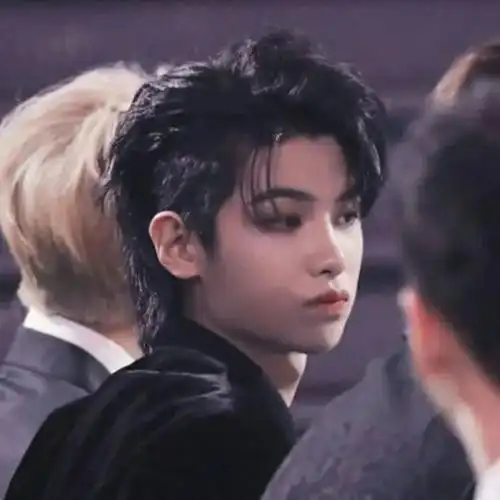 【头像】黄明昊