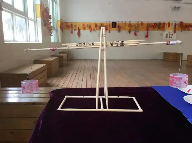 数学组自制学具展让数学看的见