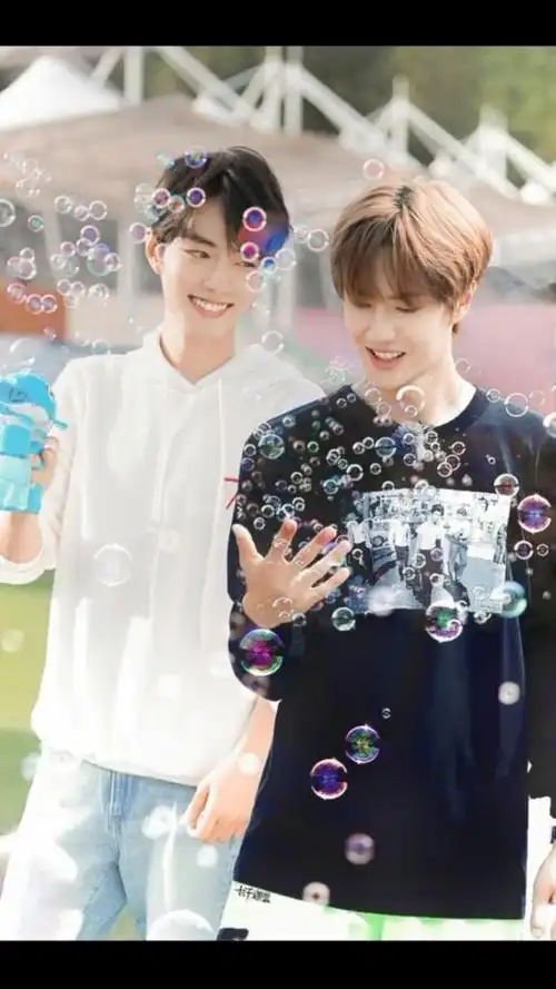 如果时光倒流,我还是想与你相遇相识肖战王一博博君一肖并肩于雪山之